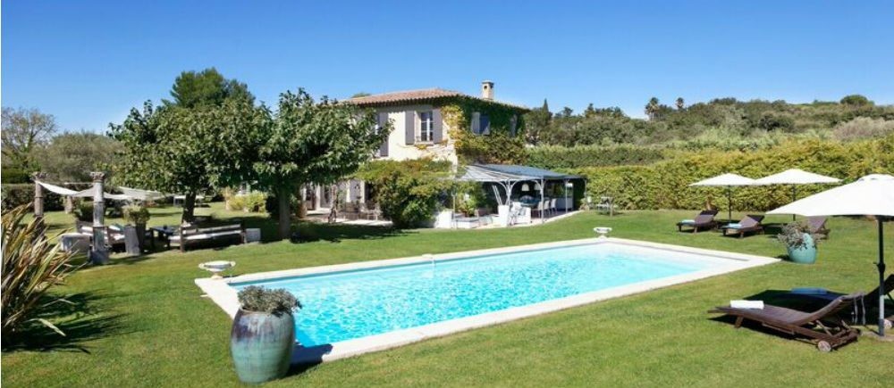 Villa Love Villa Love