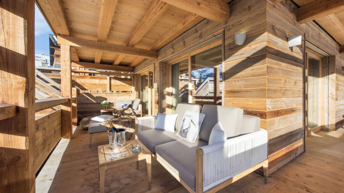 Agate Residence 