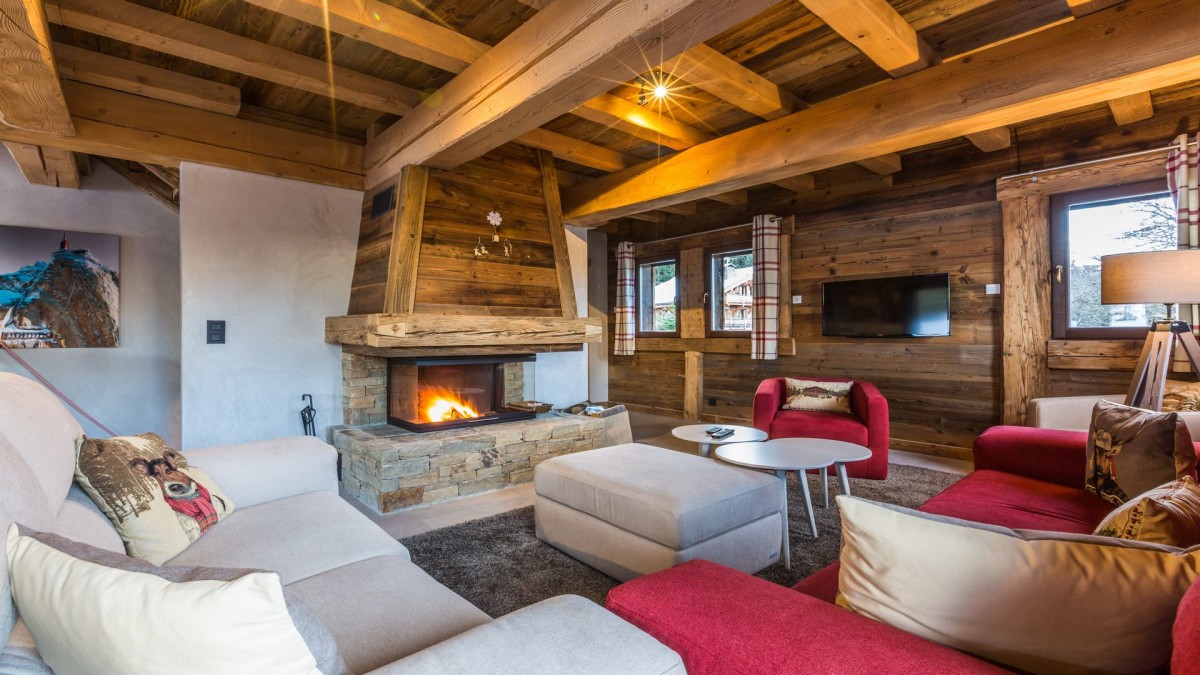 Chalet Red Fox