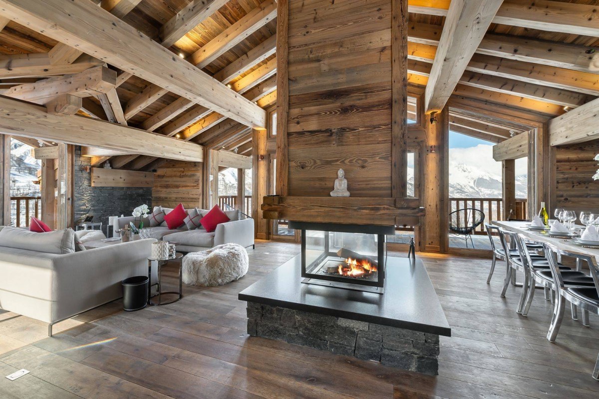Chalet Pure White Crystal Chalet Pure White Crystal