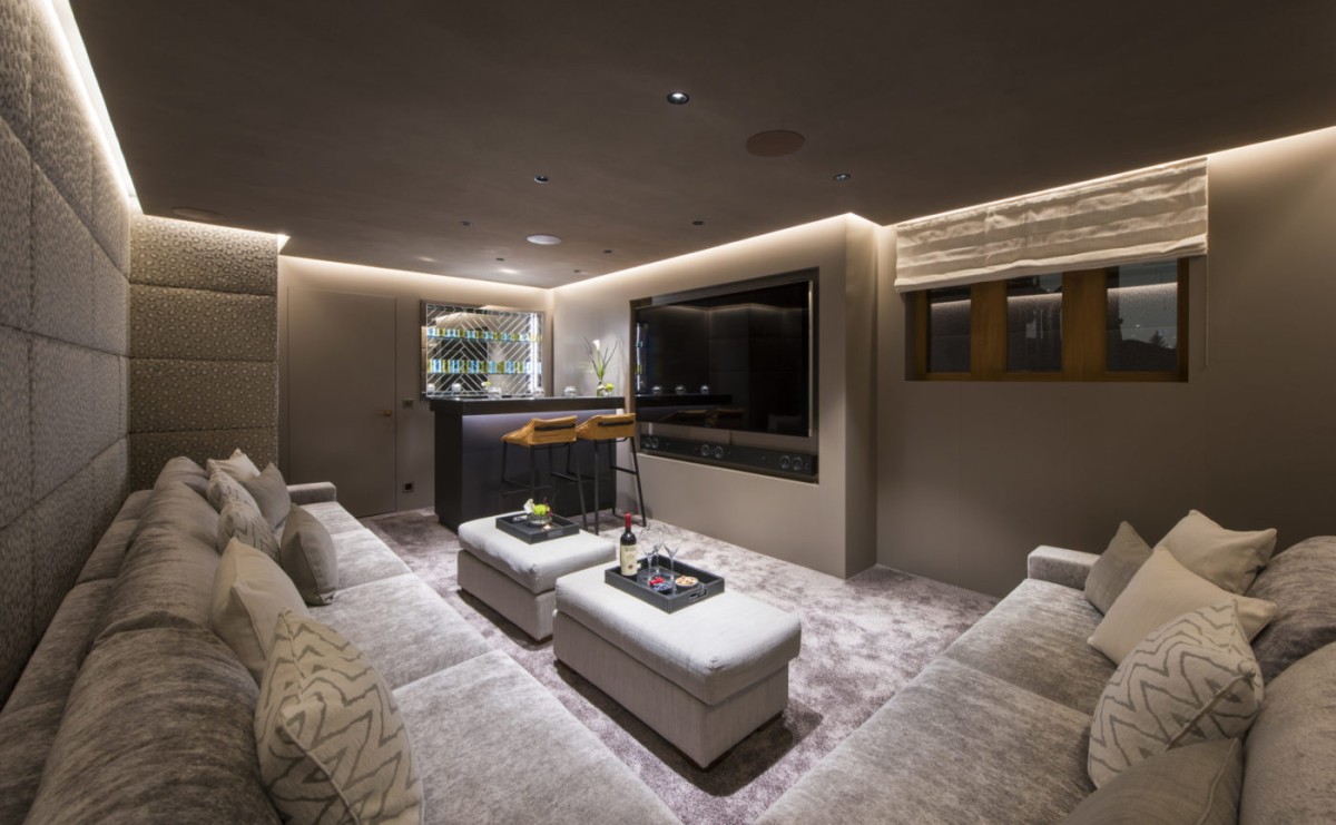 Chalet Kilimanjaro, Zermatt – cinema room with bar Chalet Kilimanjaro, Zermatt – cinema room with bar