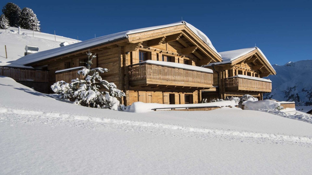 Exterior view of luxury ski chalet Mimi in Oberlech