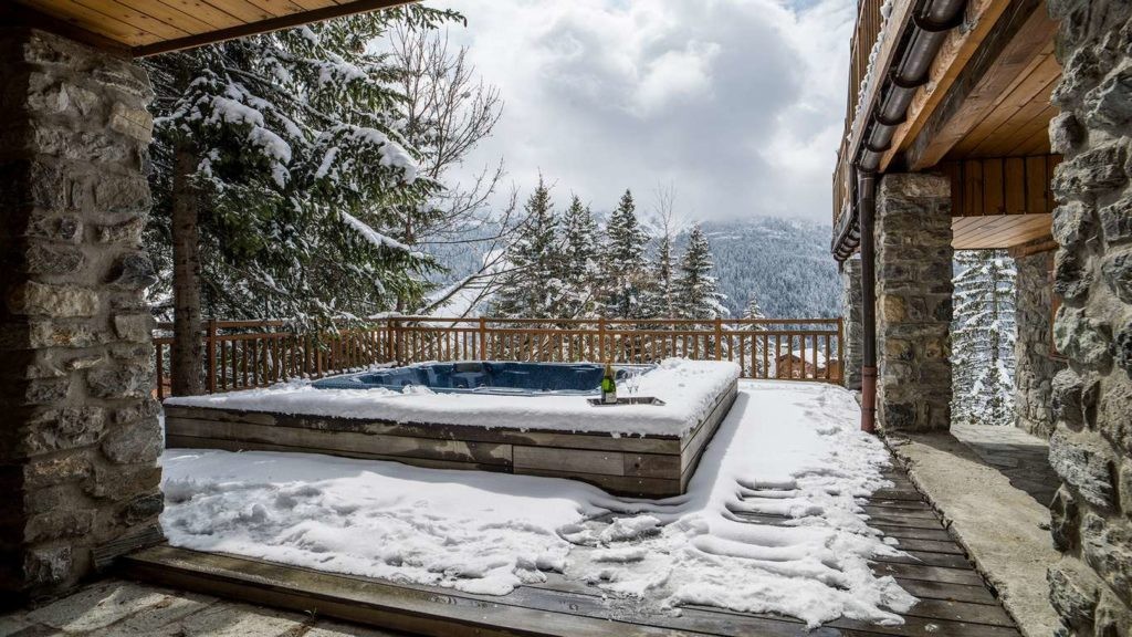 Outdoor Hot Tub Outdoor Hot Tub