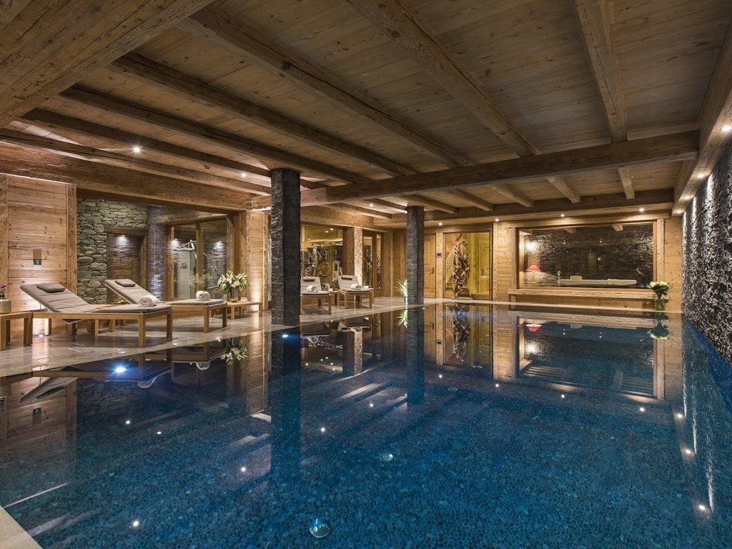 Mon Izba indoor swimming pool