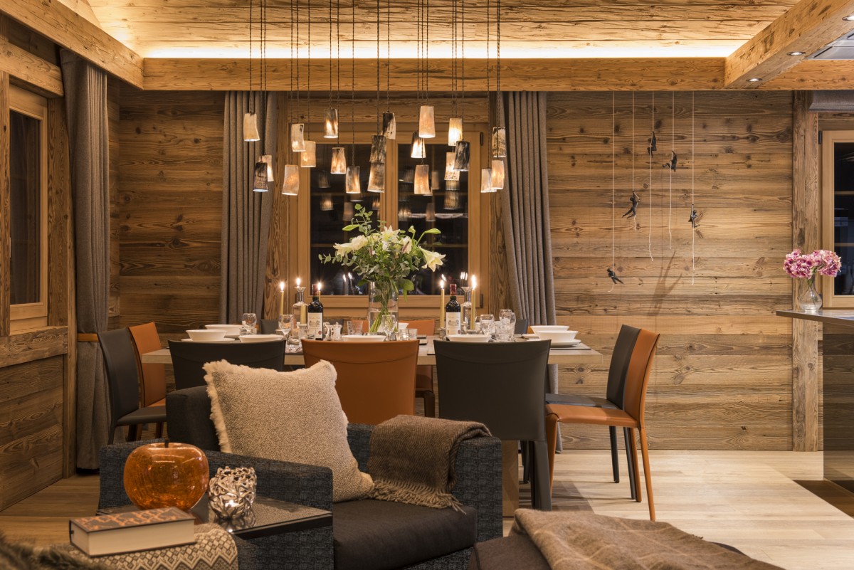 Chalet Daphne – Dining table Chalet Daphne – Dining table