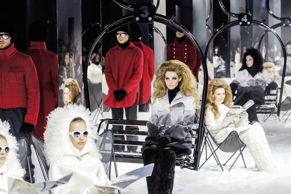 Moncler Fall 2012 RTW, Photo © Fairchild Photo Service/Condé Nast/Corbis Moncler Fall 2012 RTW, Photo © Fairchild Photo Service/Condé Nast/Corbis