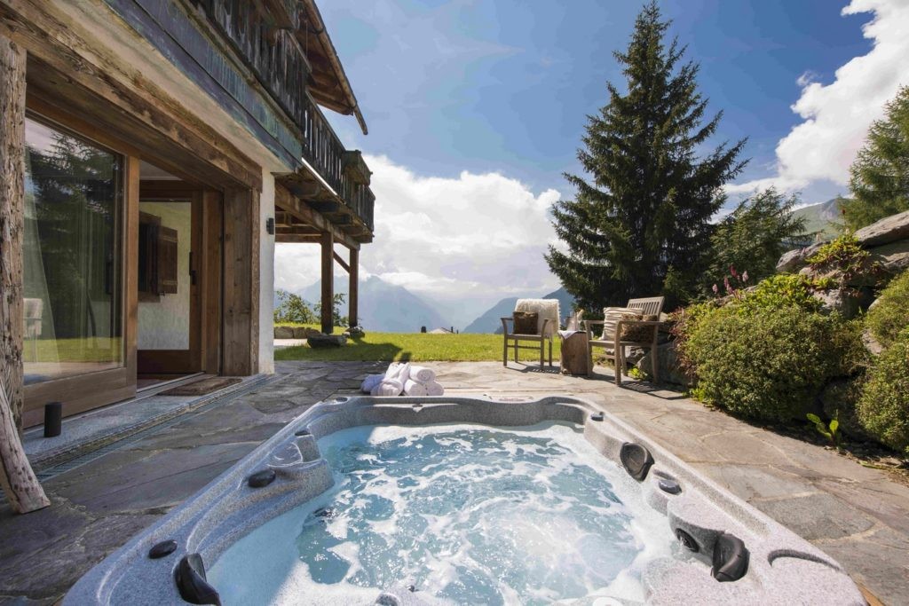 Chalet Milou, Verbier, hot tub