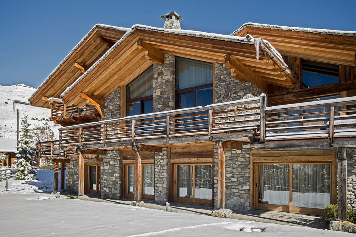 www.finest-holidays.com Chalet Aurora external view, Verbier