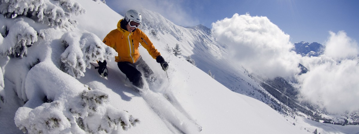 www.finest-holidays.com Skiing fun Swiss Alps