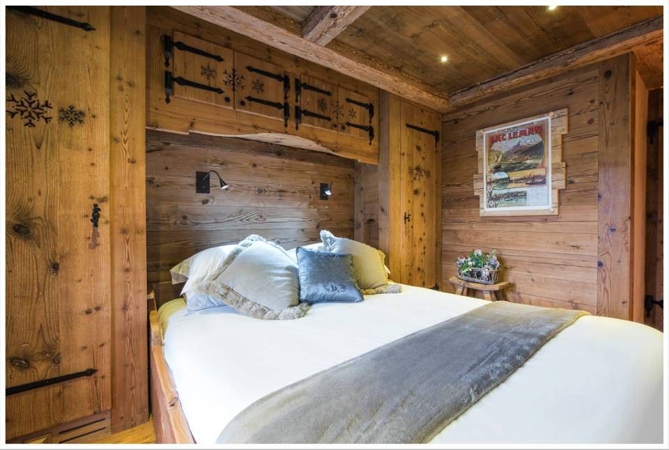Chalet 3 Flocons in Verbier, Swiss Alps – most of the five bedrooms can be found on the first floor New in Verbier – The Mont Chalet