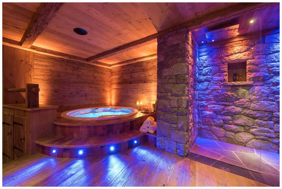 Chalet 3 Flocons in Verbier, Swiss Alps – the spa area on the first floor includes hot tub, rain shower, sauna, hammam and massage roomIntroducing Chalet Toundra in Verbier, the favorite skiing hotspot for both the Danish and Belgium Royal Families
