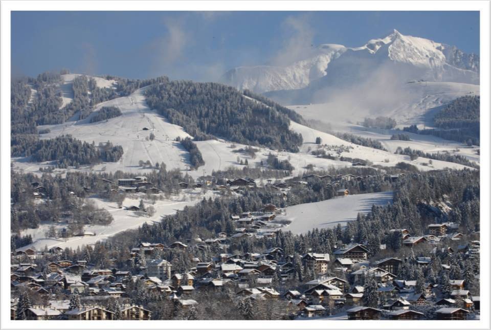 Ski resort Megève in the Haute-Savoie département“Chalet Fizz” in MEGÈVE is AVAILABLE for CHRISTMAS and New YEAR – Dec 20-Dec 27, €36.200, Dec 27-Jan 3, 2016, €59.170. Prices are based on catered service for 16 guests in 8 bedrooms, additional guests will be charged on a pro rata basis