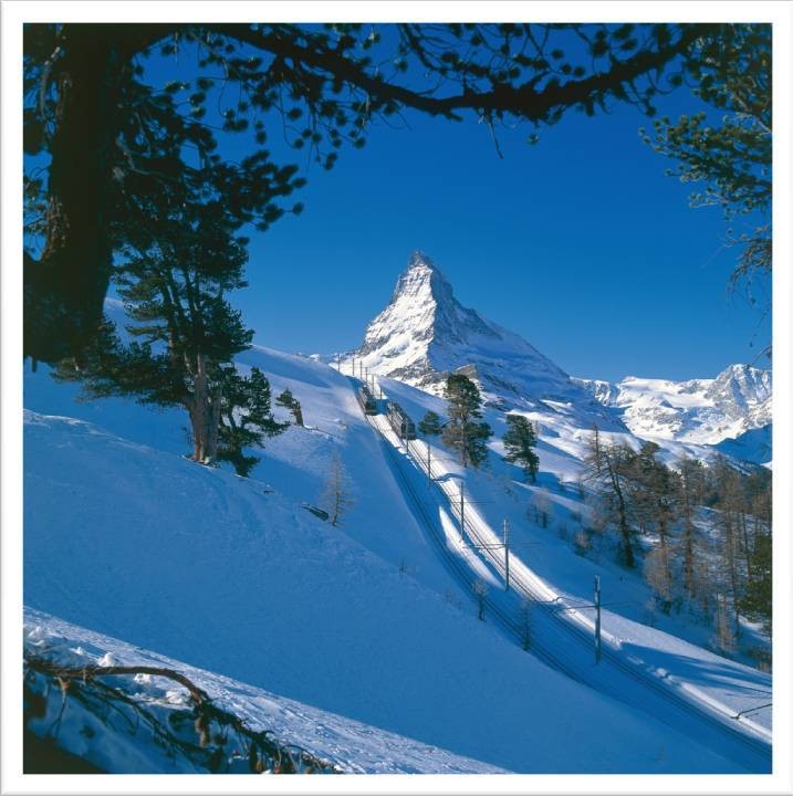 Winter Wonderland Zermatt, Canton Valais – the Gornergrat cog-wheel railway ascends to the Gornergrat (3090 m), offering unique views of the Matterhorn and other peaksPlease TAKE NOTE of our new luxury Chalet Shalimar in ZermattWe LOVE discounts! Feel free to browse our Pre-Christmas and Christmas week special offers